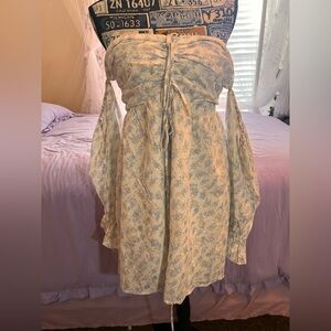 Storia Cream and Blue Long Sleeve Dress